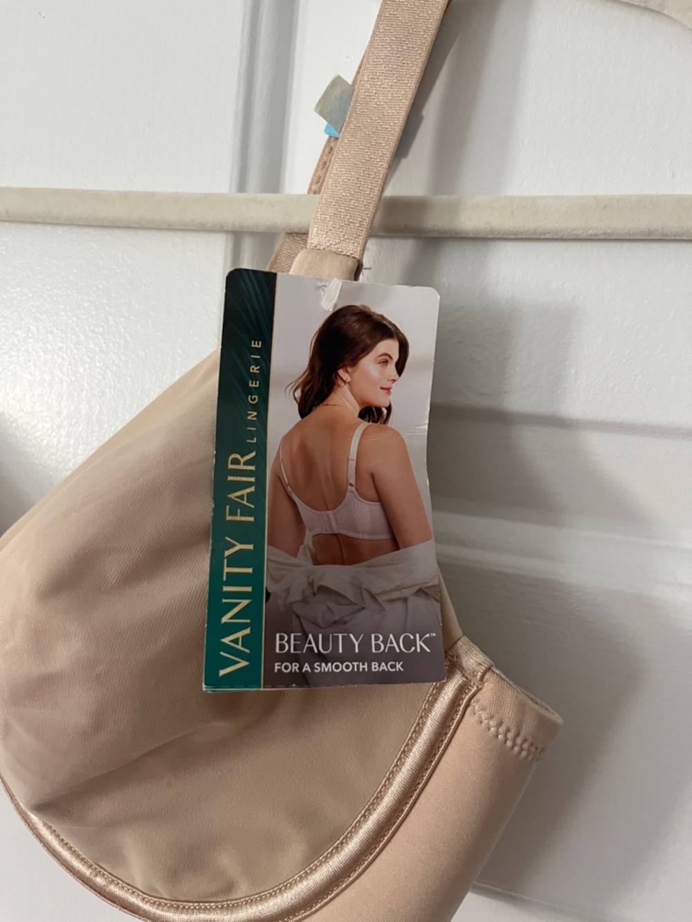 Vanity Fair Beige Smooth Underwire Bra 38C - Picture 2 of 7